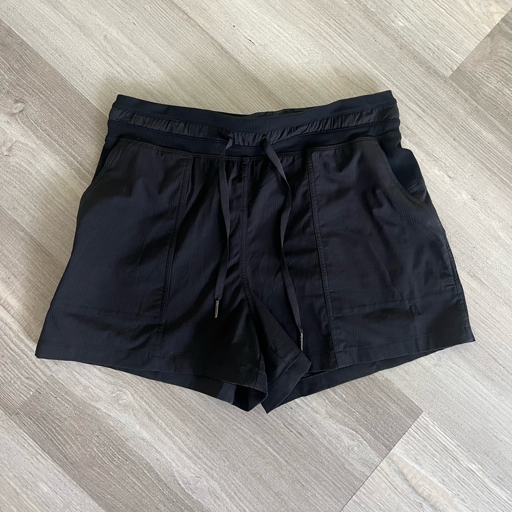 Lululemon Dance Studio High Rise Short 3.5”